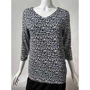 Black & White Floral Pattern Womens Top